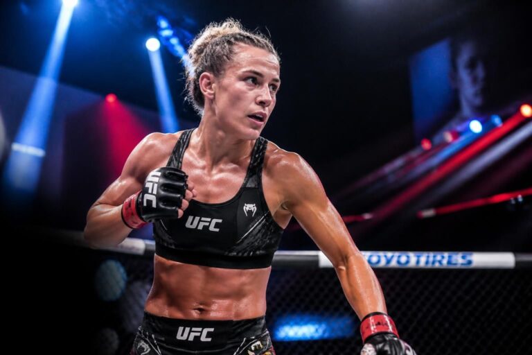 découvrez manon fiorot, la combattante française qui révolutionne le mma féminin avec son talent et sa détermination, devenant une véritable révélation dans l'univers des arts martiaux mixtes.