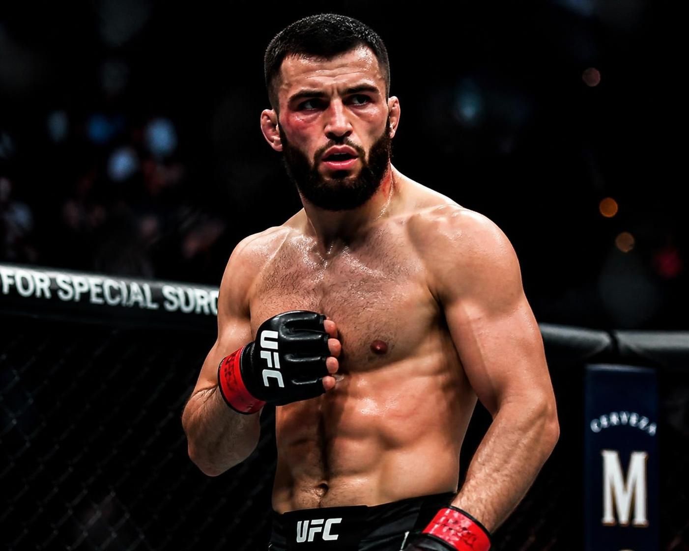 découvrez les qualités essentielles qui façonnent un champion de mma dans l'octogone, alliant technique, mental et détermination pour triompher.